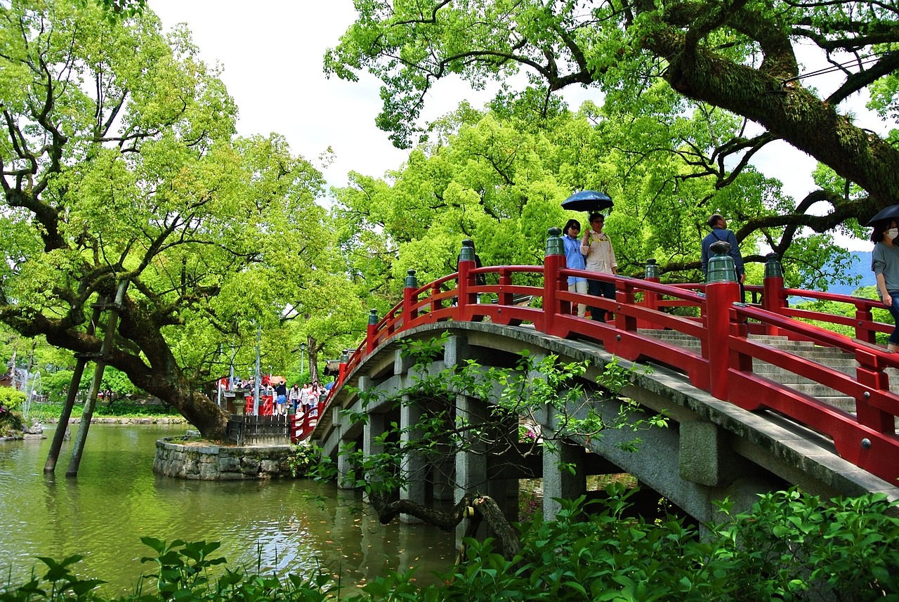 东营区西四路177号，城市地标与文化交汇点